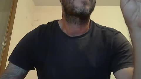 Snapshot of cummincock04 chatting on October 1, 6:01 pm cummincock04 online show from October 1, 6:01 pm