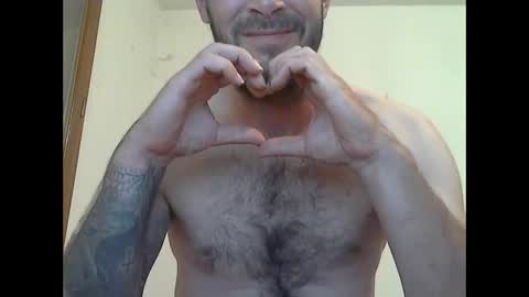 Snapshot of cummincock04 chatting on September 28, 3:10 pm cummincock04 online show from September 28, 3:10 pm