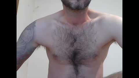 Snapshot of cummincock04 chatting on February 20, 9:22 am cummincock04 online show from February 20, 9:22 am