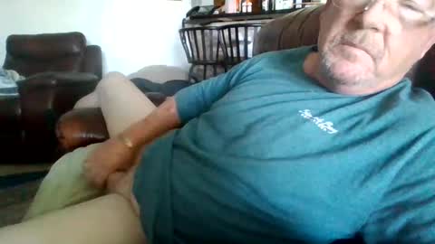 Snapshot of cumsalot55797187 chatting on February 28, 5:48 pm cumsalot55797187 online show from February 28, 5:48 pm