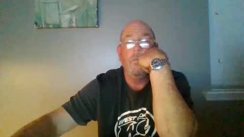 Snapshot of cumsalot55797187 chatting on March 9, 1:04 am cumsalot55797187 online show from March 9, 1:04 am