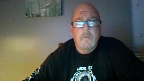 Snapshot of cumsalot55797187 chatting on December 25, 1:42 am cumsalot55797187 online show from December 25, 1:42 am