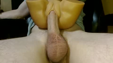 Snapshot of cumshard35 chatting on February 4, 6:17 pm cumshard35 online show from February 4, 6:17 pm