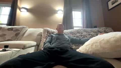 cumslowlyforu online show from April 19, 1:38 am