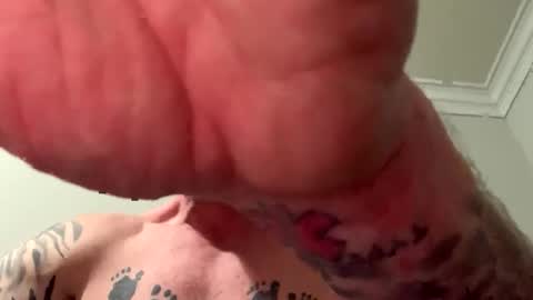 Snapshot of curious11787 chatting on October 22, 1:20 am curious11787 online show from October 22, 1:20 am