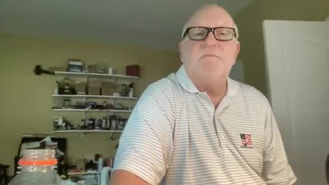 Snapshot of curo69 chatting on December 22, 12:49 pm ALAN online show from December 22, 12:49 pm