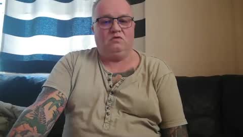 curtus14 online show from March 3, 4:19 pm