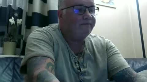 curtus14 online show from October 11, 9:52 pm