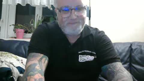 curtus14 online show from December 15, 1:13 am