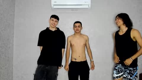 ARTURO-18  MATIAS-18  NIKOLAY-19  HADES-18  GABO-19 online show from March 12, 6:33 pm