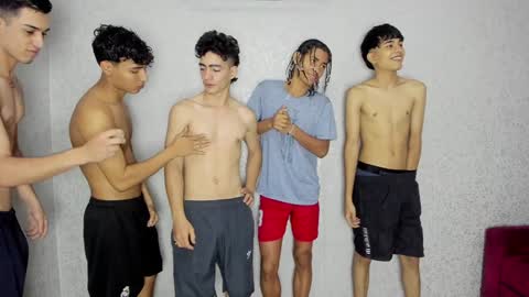 ARTURO-18  MATIAS-18  NIKOLAY-19  HADES-18  GABO-19 online show from December 23, 2:39 pm