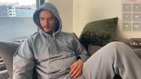 cute_skywalker online show from January 13, 6:49 am