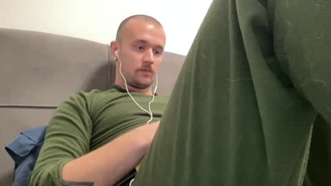 cute_skywalker online show from December 21, 5:18 pm