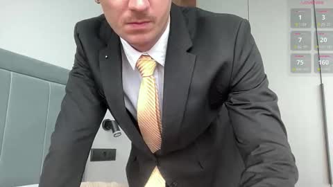 cute_skywalker online show from September 16, 7:53 am