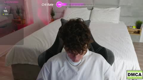 Snapshot of cute_thomas chatting on January 12, 6:16 pm Thomas -  online show from January 12, 6:16 pm