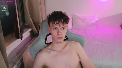 Thomas -  online show from July 20, 7:27 pm