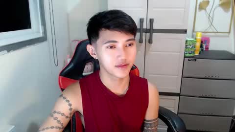 Steph online show from April 2, 2:03 pm