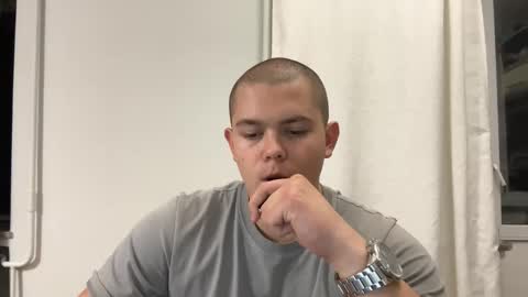 Snapshot of cutebutnaughty_ chatting on October 7, 6:34 pm Alex online show from October 7, 6:34 pm