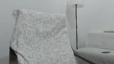 cuteeboy online show from February 10, 5:30 pm