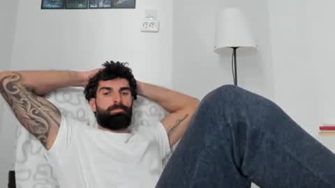 cuteeboy online show from March 19, 12:30 pm