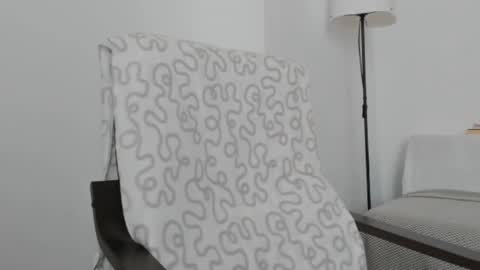 cuteeboy online show from March 3, 8:45 am