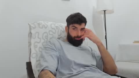 cuteeboy online show from March 7, 9:06 pm