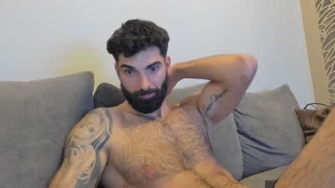 cuteeboy online show from January 17, 11:11 pm