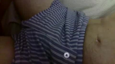 Snapshot of daboy_t chatting on February 27, 2:43 pm Daboy-t online show from February 27, 2:43 pm