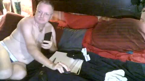 Daddy online show from November 2, 12:15 am