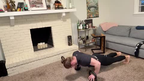 Snapshot of daddydaydrinkz chatting on January 10, 10:57 pm DaddydayDrinkz online show from January 10, 10:57 pm