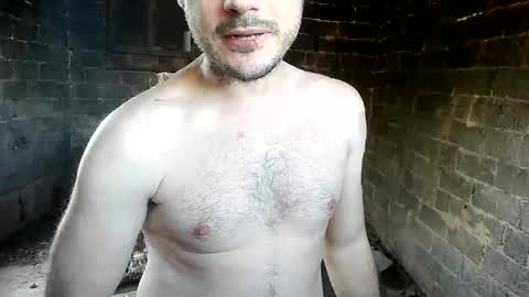 Snapshot of daddyfeet29 chatting on January 28, 9:08 am Greekboy28 online show from January 28, 9:08 am