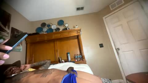 sexy tatted king bbc online show from October 9, 4:06 am