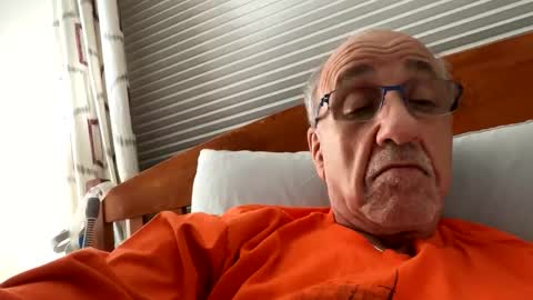 daddyweis online show from April 2, 2:09 am