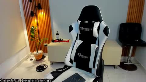 Allan Daf online show from February 18, 1:33 pm