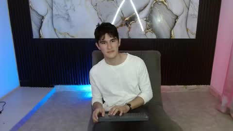 dah_veed online show from January 11, 12:42 pm