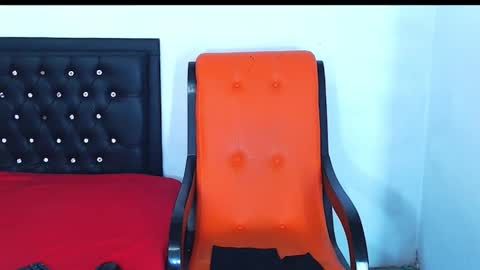 damian_hart_24cm online show from December 7, 11:40 am