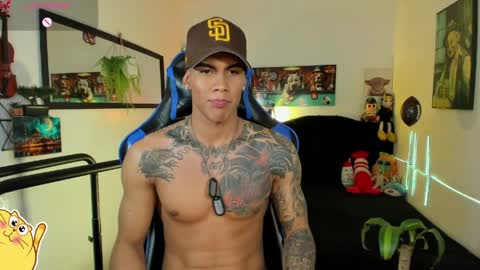 Damian online show from April 12, 7:54 am