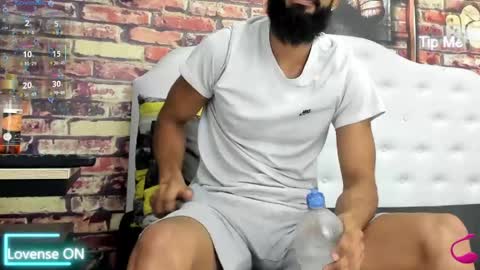 damian_shakur online show from March 21, 11:58 am