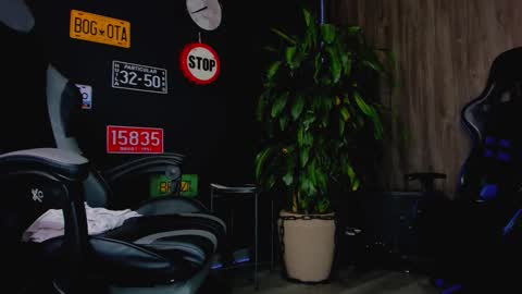 Daamiancox online show from September 11, 7:24 pm