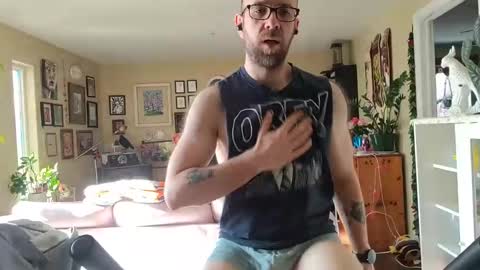 Snapshot of damien_mace chatting on February 7, 3:08 pm damien_mace online show from February 7, 3:08 pm