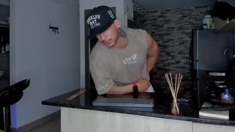 INSTAGRAM  DAMMIANMILLEROFICIAL online show from January 8, 1:27 pm