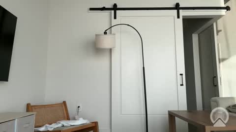 Clyde online show from November 26, 12:41 pm