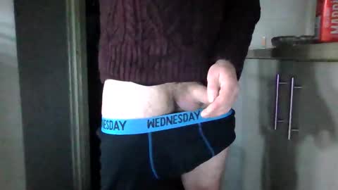 dan980035 online show from November 3, 5:04 pm