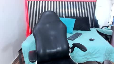 D A N online show from September 10, 2:05 pm