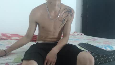 dan_jonson15 online show from January 8, 8:58 pm