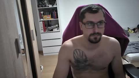 King Dan online show from February 18, 7:43 pm