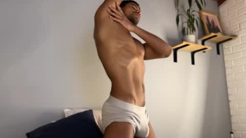 Daniel  online show from December 3, 11:24 pm