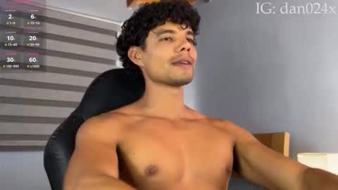 Daniel  online show from October 14, 5:09 pm