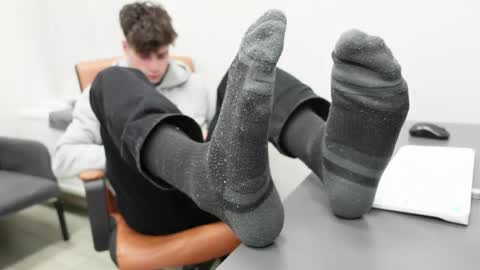 DANIEL SHAWN online show from April 20, 9:50 pm