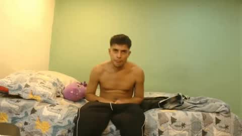 danielitopapii online show from June 28, 4:29 am